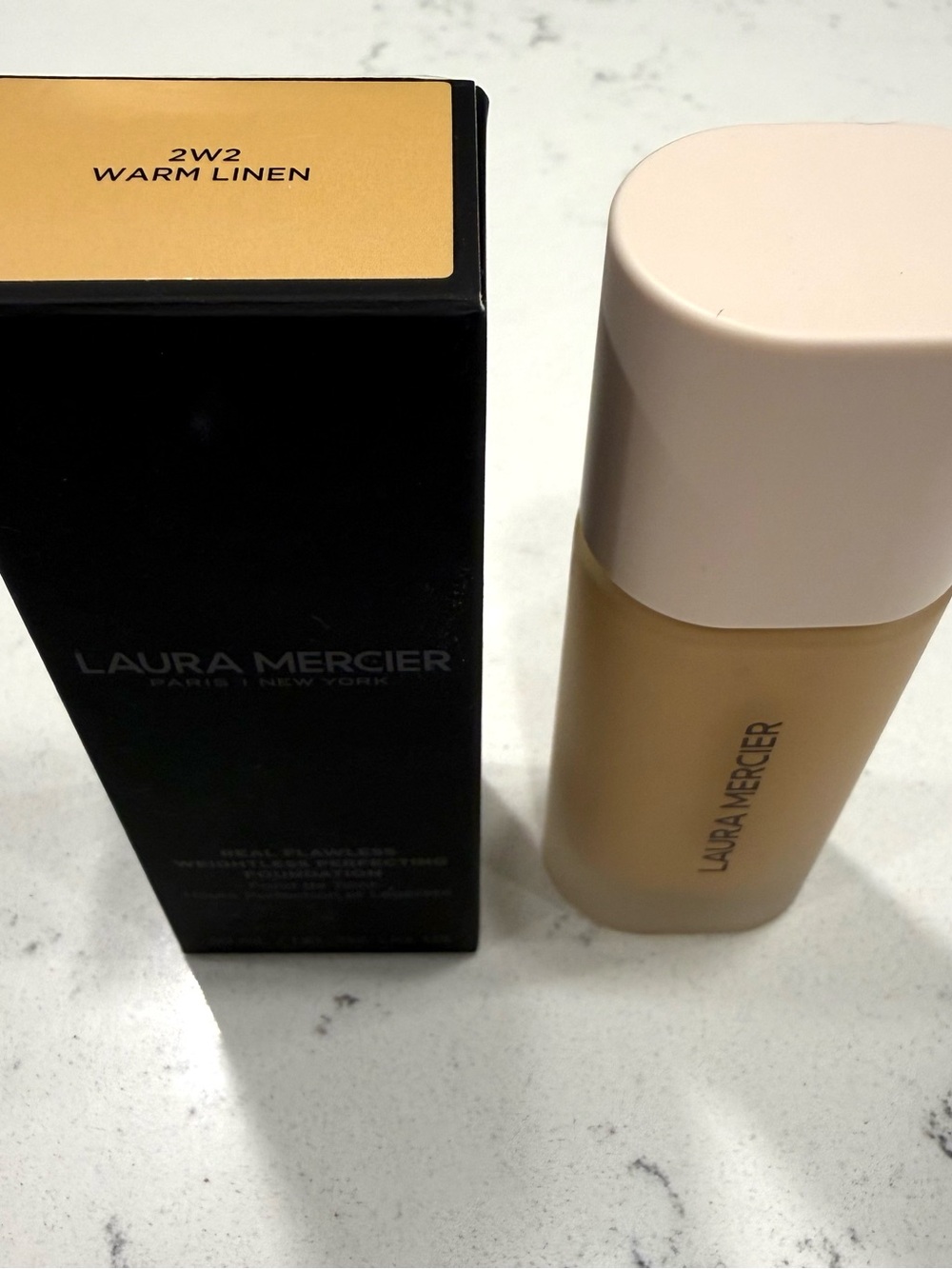 Laura Mercier Real Flawless Foundation - 2W2 Warm Linen NIB Full Size 30ml